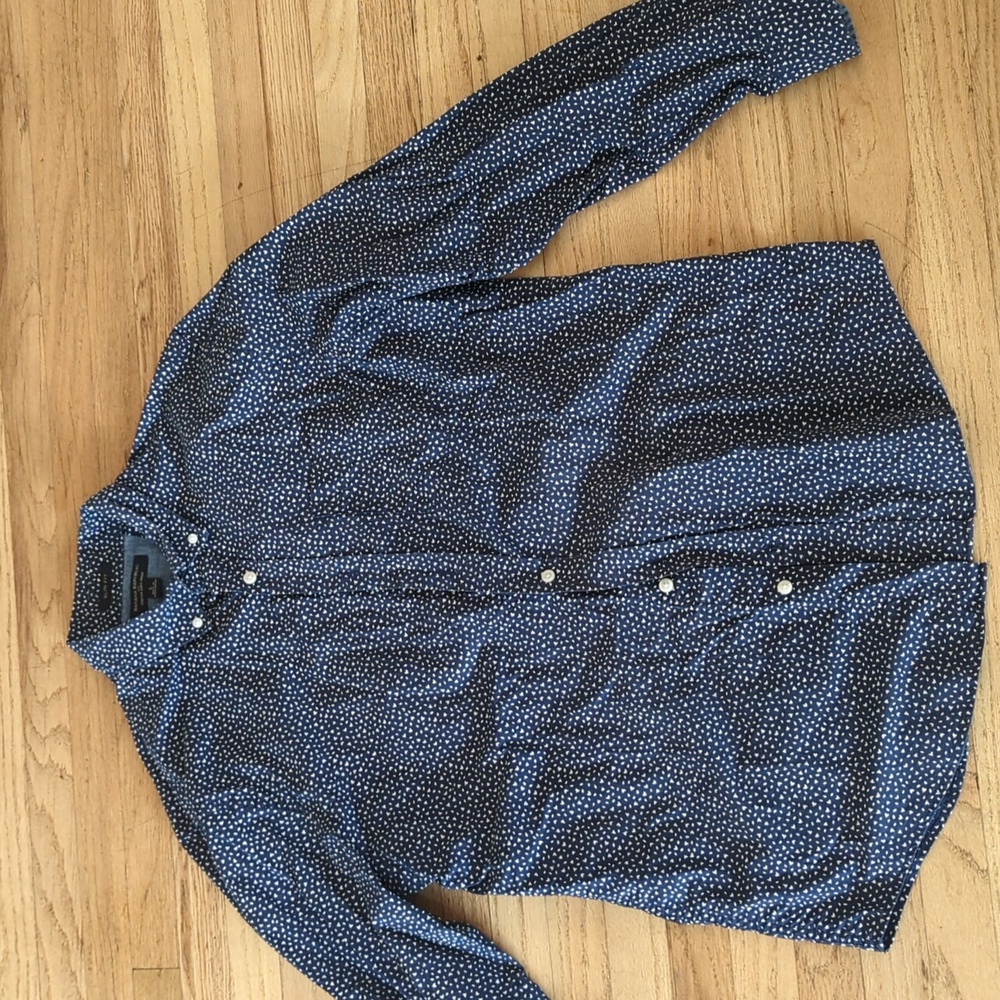 Men's banana Republic slim fit button-down blue and white shirt size large